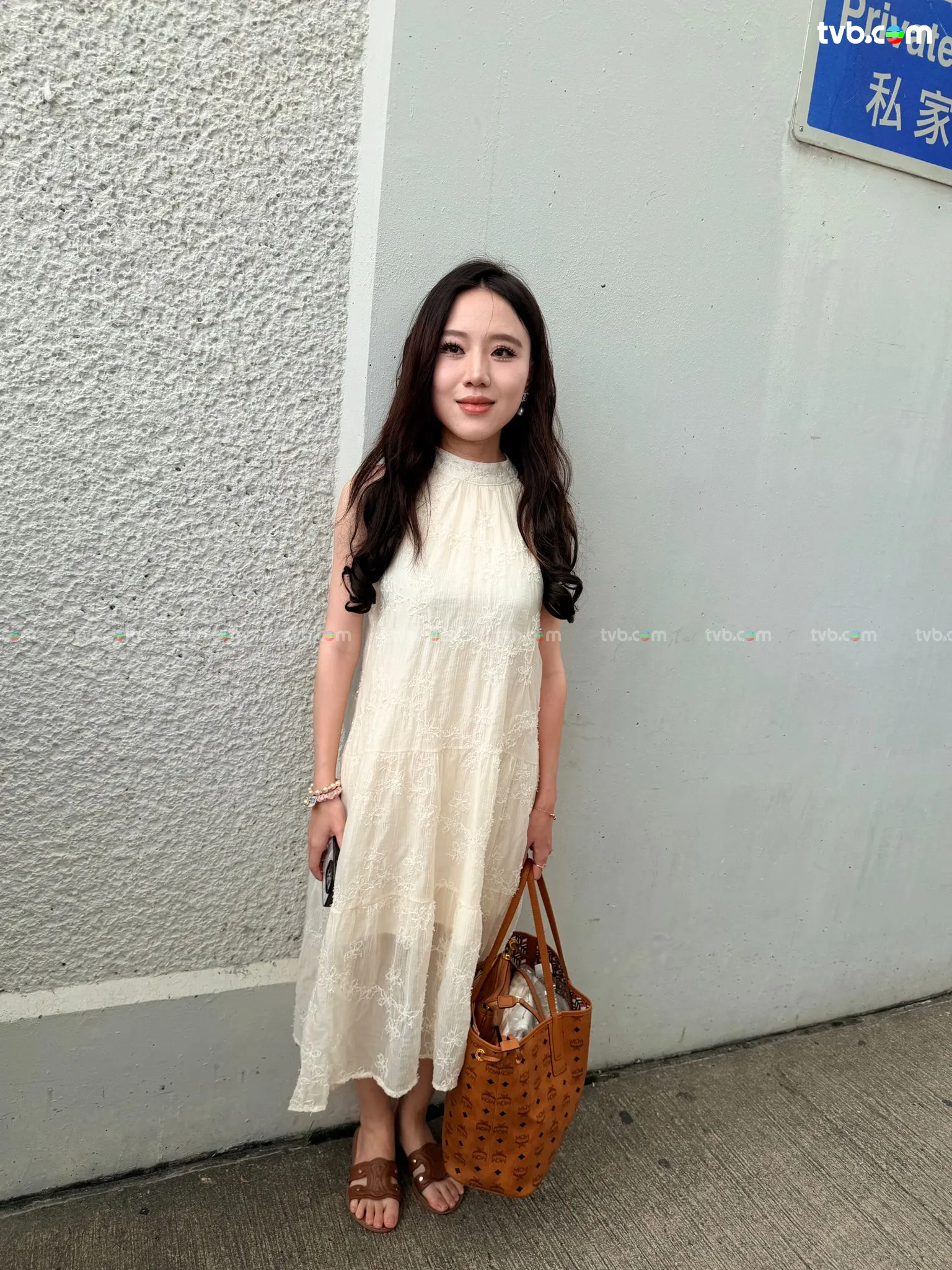e7e806dc-bffa-4d87-b54b-00d64483b986.jpeg.webp