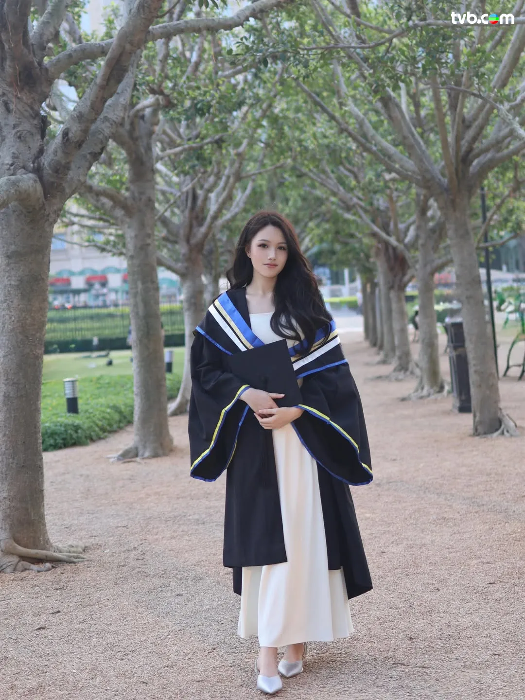 d9026b04-5462-4c11-a6e5-57e7f725048a.jpeg.webp