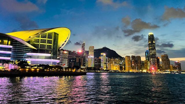 維多利亞港 VICTORIA HARBOUR