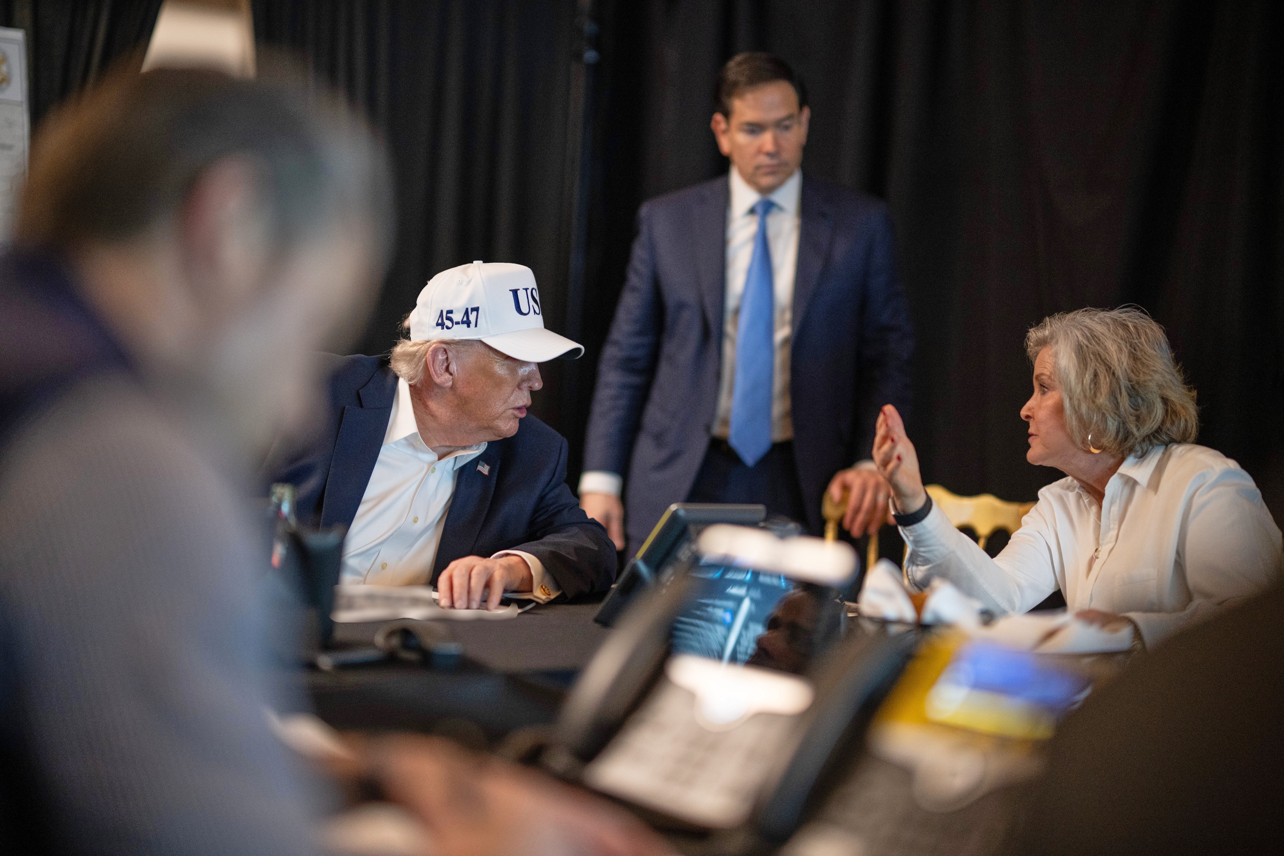 TRUMP SITUATION ROOM AP26060017437065.jpg