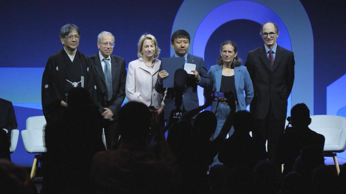 Picture_J.CN.AWARDEE-2000_004.jpg