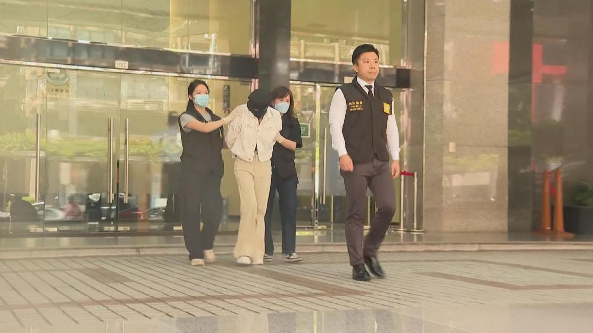 Picture_J.M.POLICE-2030_001.jpg