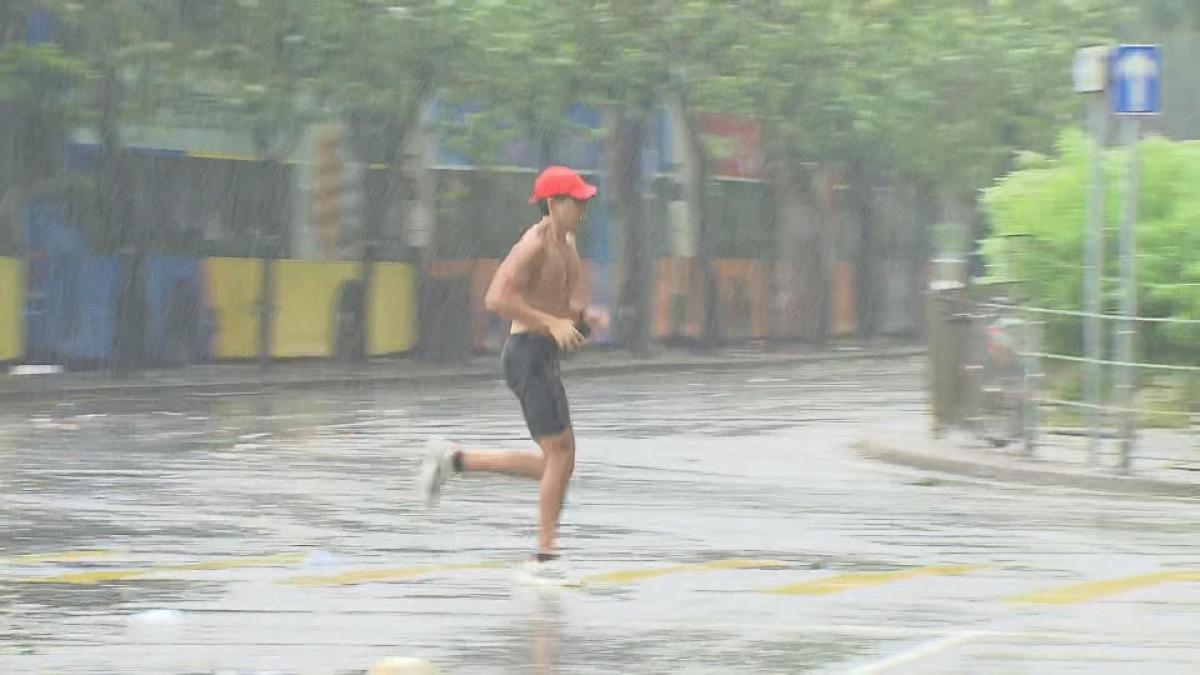 Picture_J.TYPHOON-1830_002.jpg