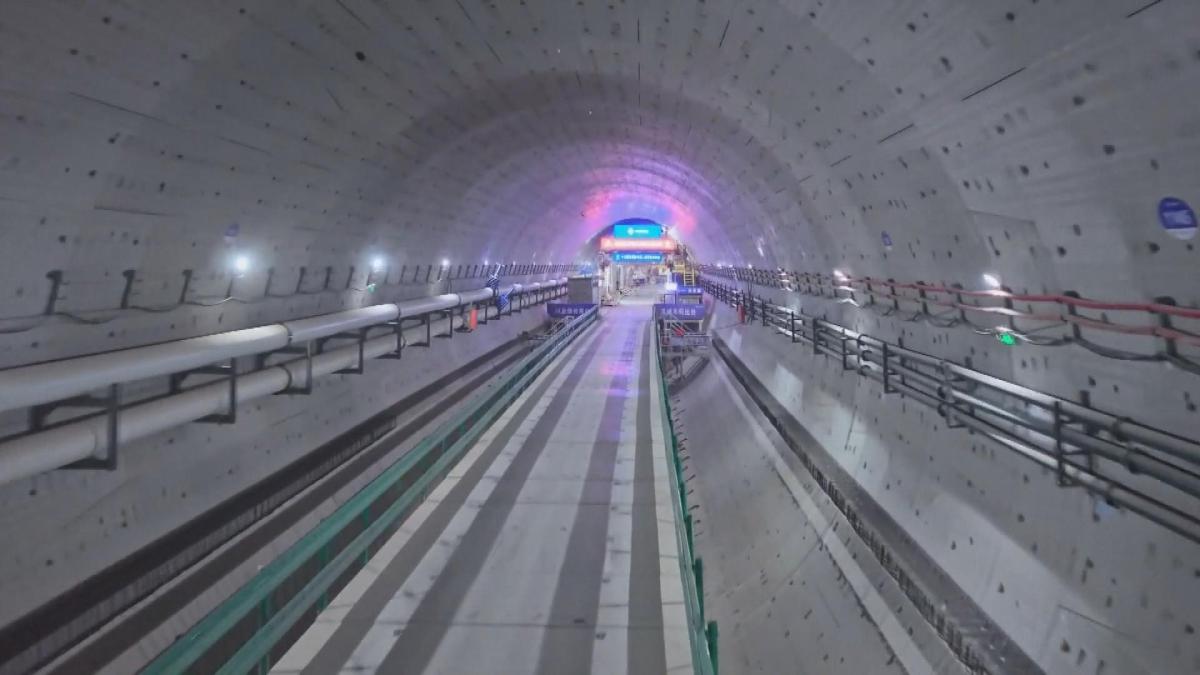 Picture_J.CN.TUNNEL-1700.jpg