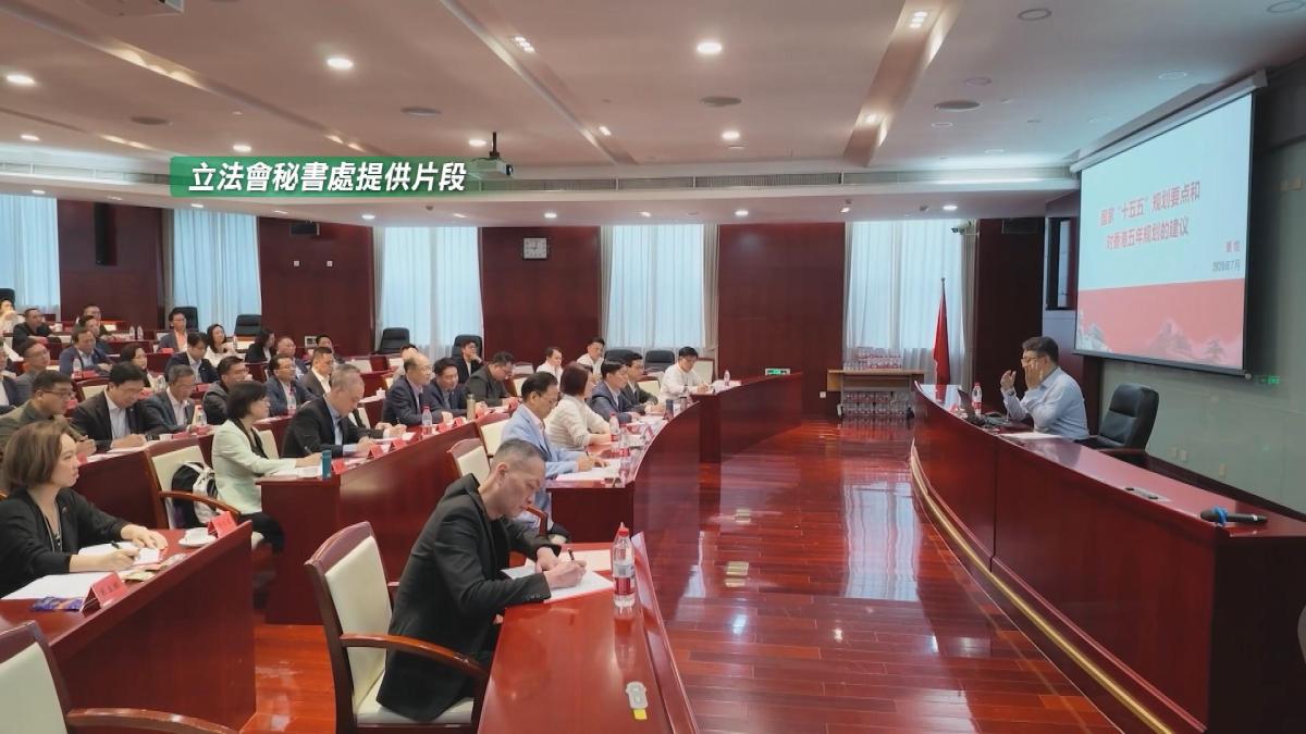 Picture_J.LEGCO-1900.jpg