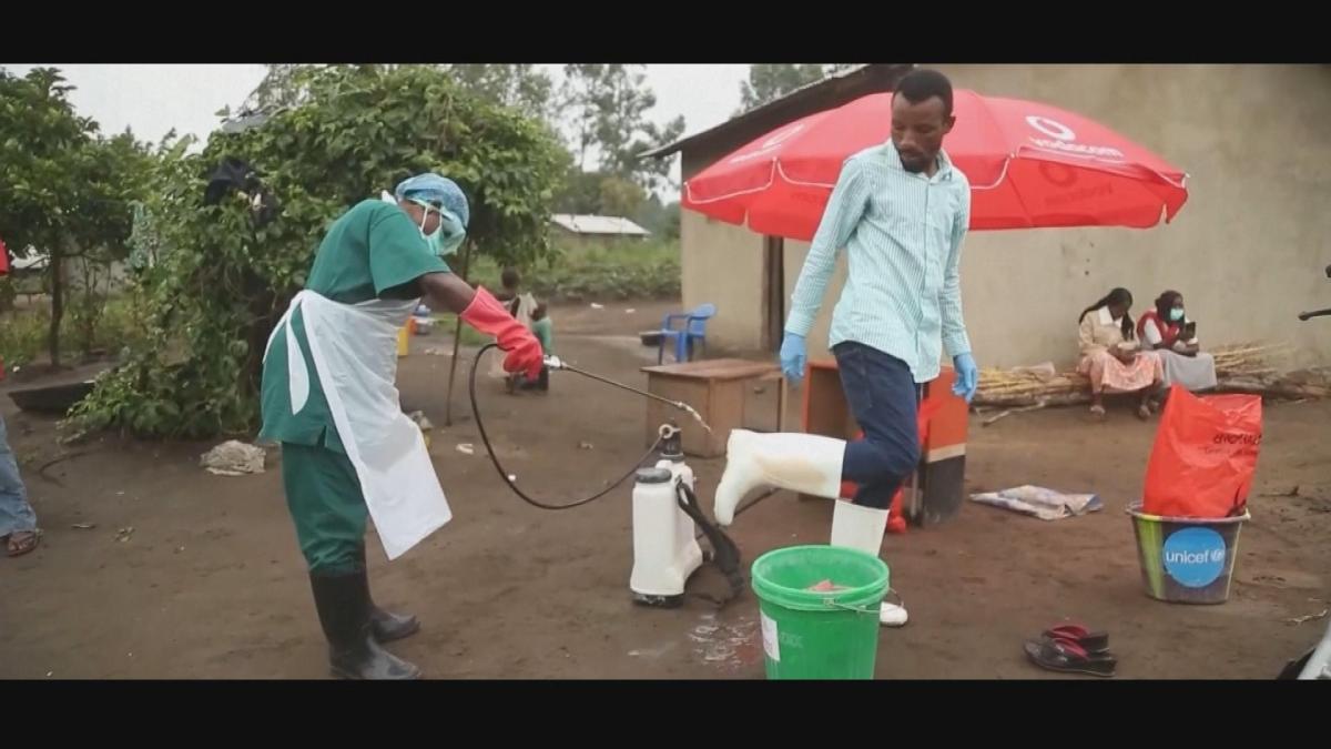 Picture_GV.EBOLA-1920-1_CLEAN.jpg
