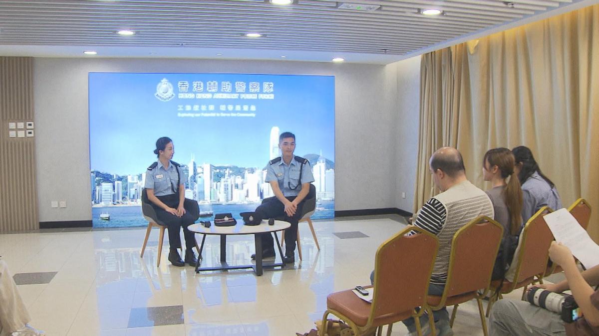 Picture_J.POLICE-HOLD_002.jpg