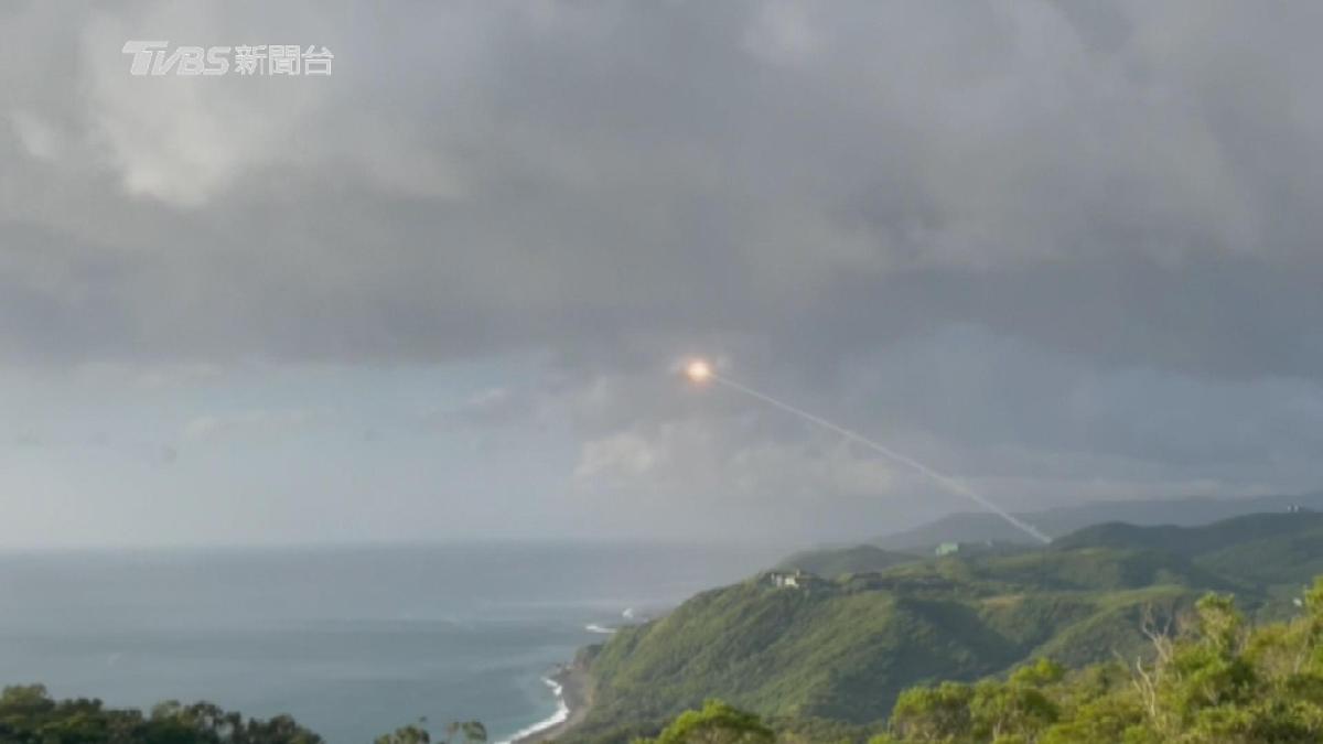 Picture_J.TW.ROCKET-2000_002.jpg