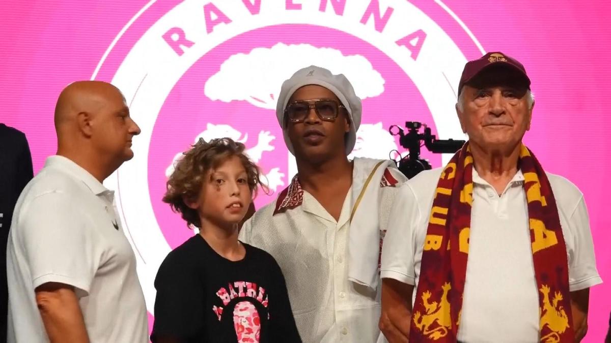Picture_JS.RONALDINHO.RAVENNA-0600_003.jpg