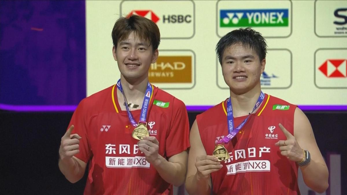 Picture_CC.JS.BADMINTON.WRAP 0730 48H.jpg