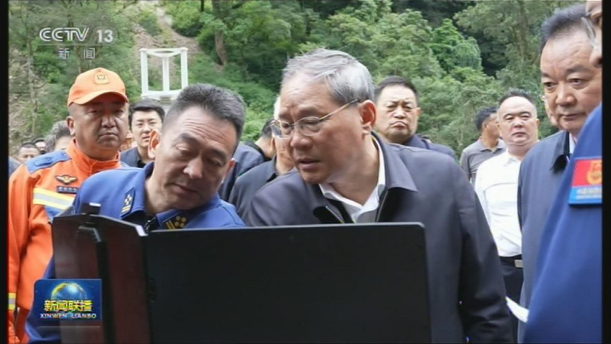 Picture_J.CN.MUDSLIDE 2000._005.jpg