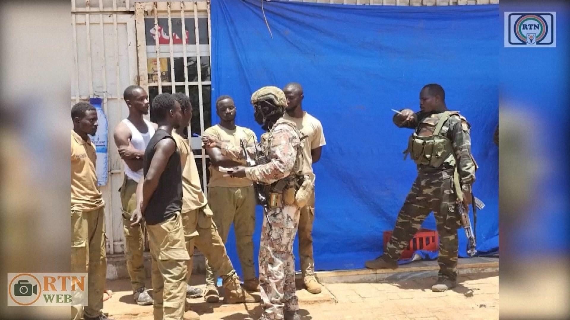 Picture_J.NIGER.MUTINY-1030_001.jpg