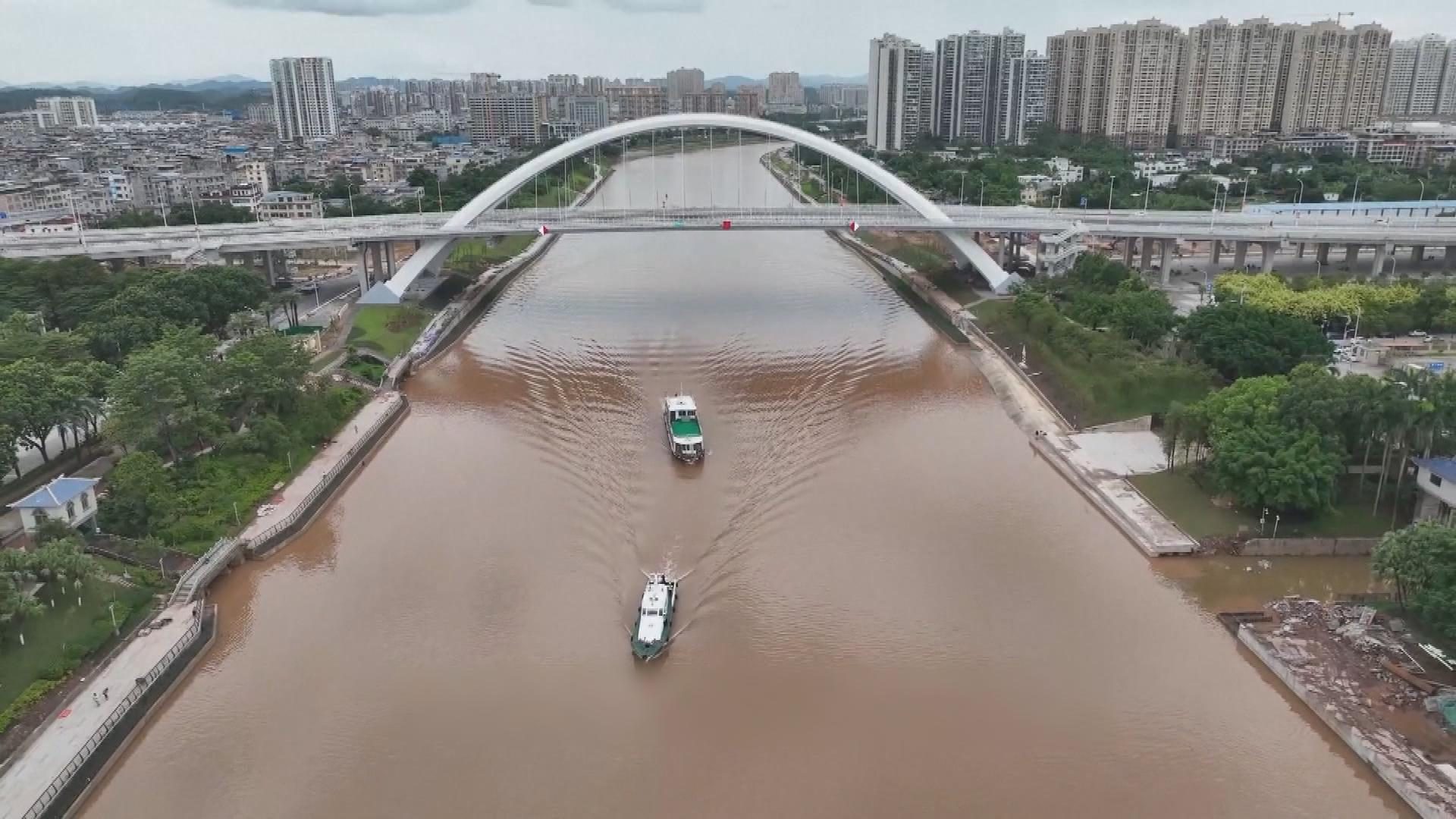 Picture_J.CN.CANAL 2100_002.jpg