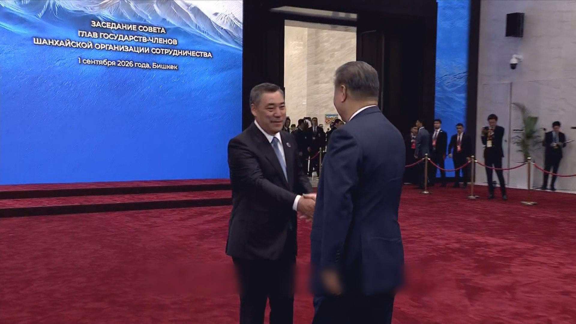 Picture_CC.J.KGZ.SUMMIT 1300.jpg