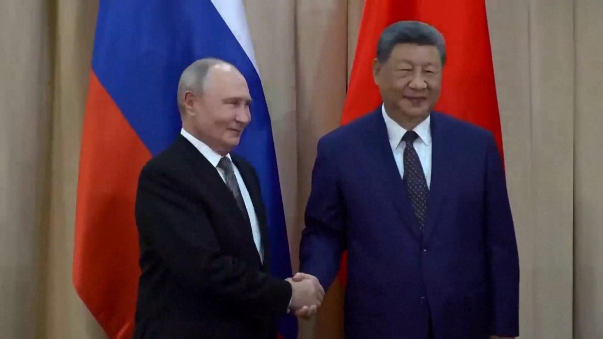 Picture_GV.XI.VISIT-1920.CLEAN_003.jpg