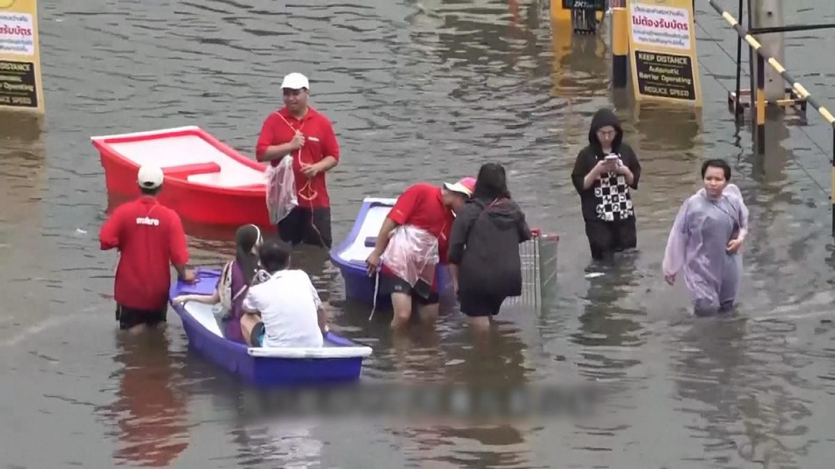 Picture_J.THAI.FLOOD 2300._001.jpg