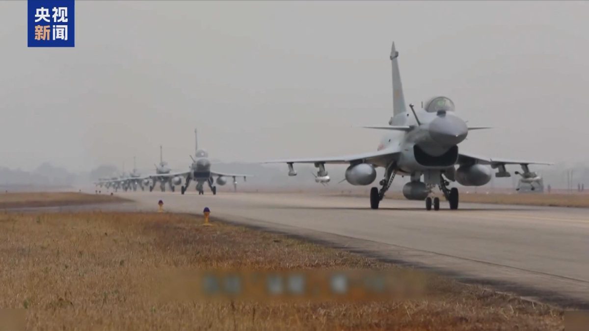 Picture_J.CN.AIRCRAFT 1830_002.jpg