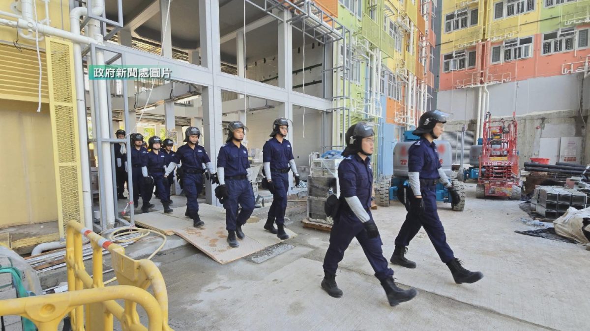 Picture_J.WORKER-1630_001.jpg