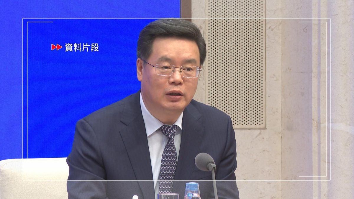 Picture_J.CN.OFFICIAL 2000_001.jpg