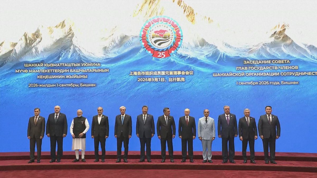 Picture_GV.XI.VISIT-1920.CLEAN_005.jpg
