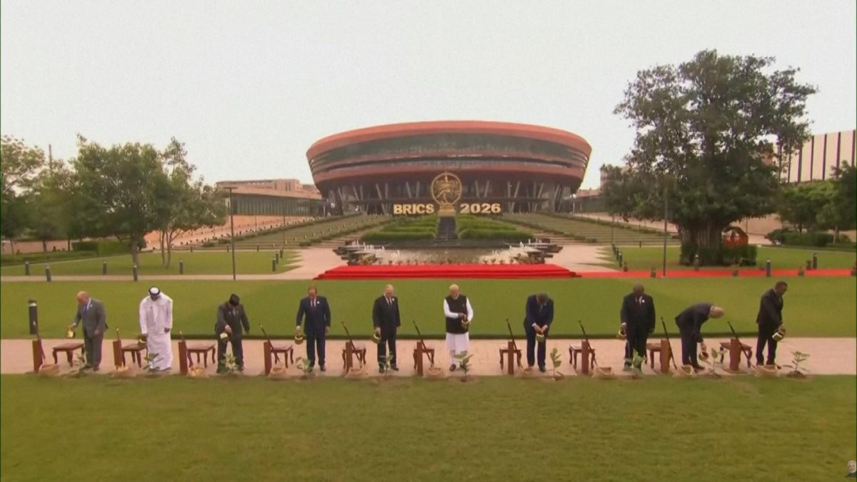 Picture_LIVE BRICS PHOTO 1930.jpg