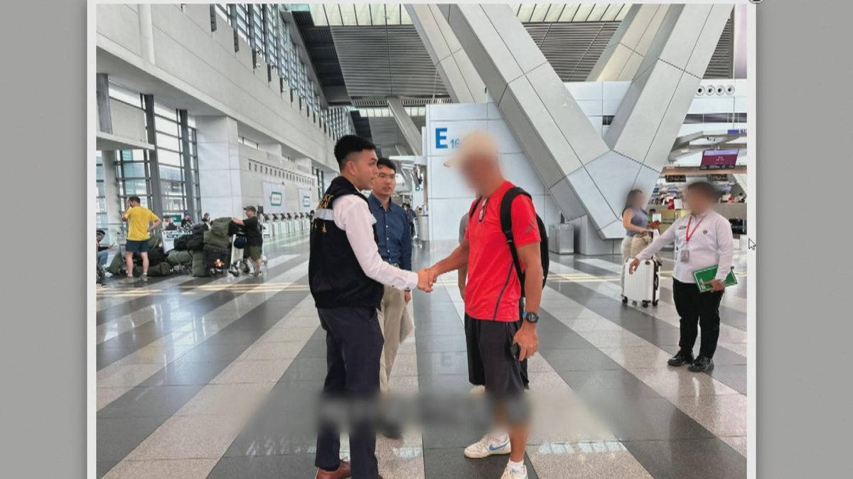 Picture_P.DRUG.HK LATE.jpg