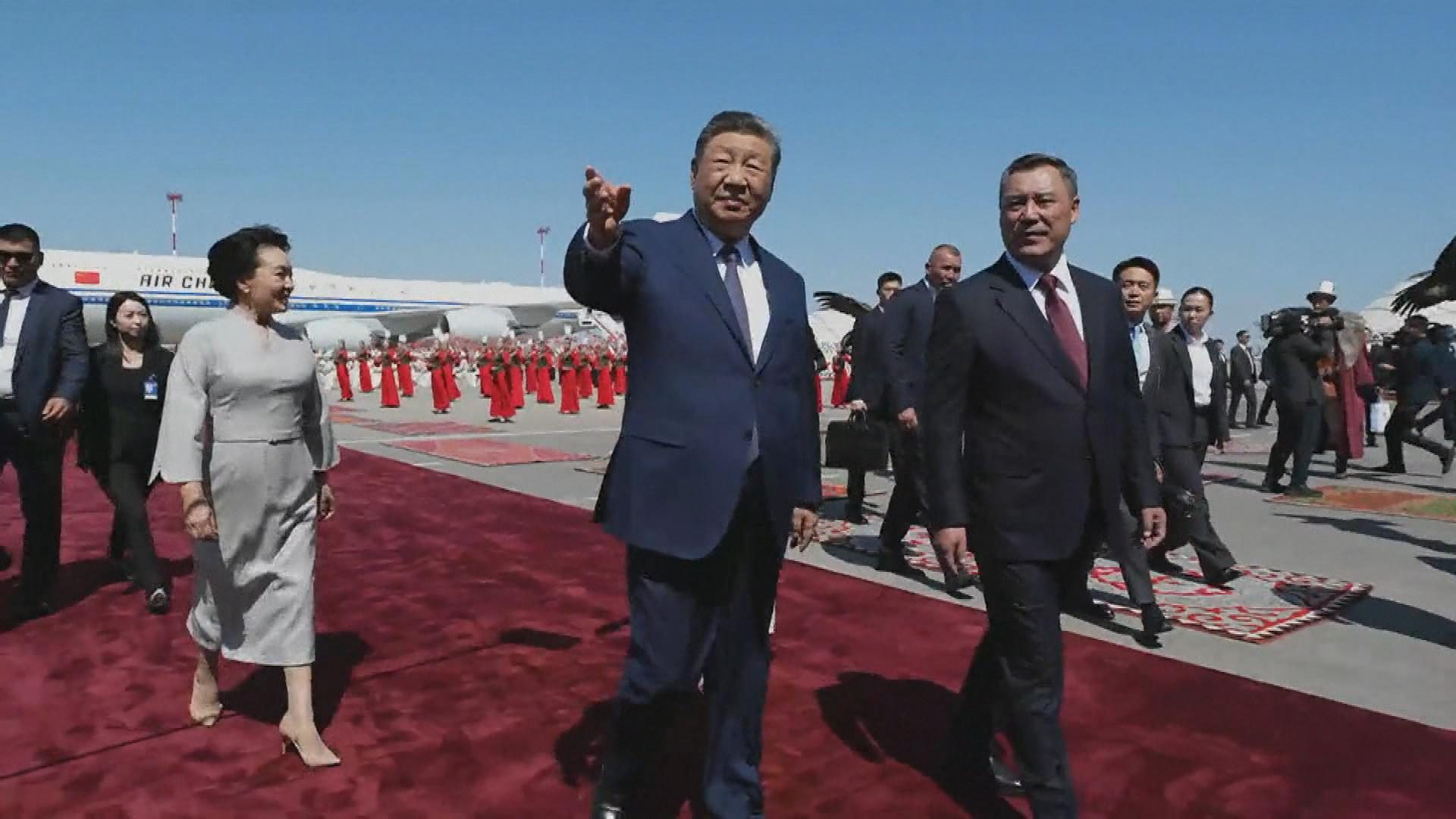 Picture_GV.XI.VISIT-1920.CLEAN.jpg