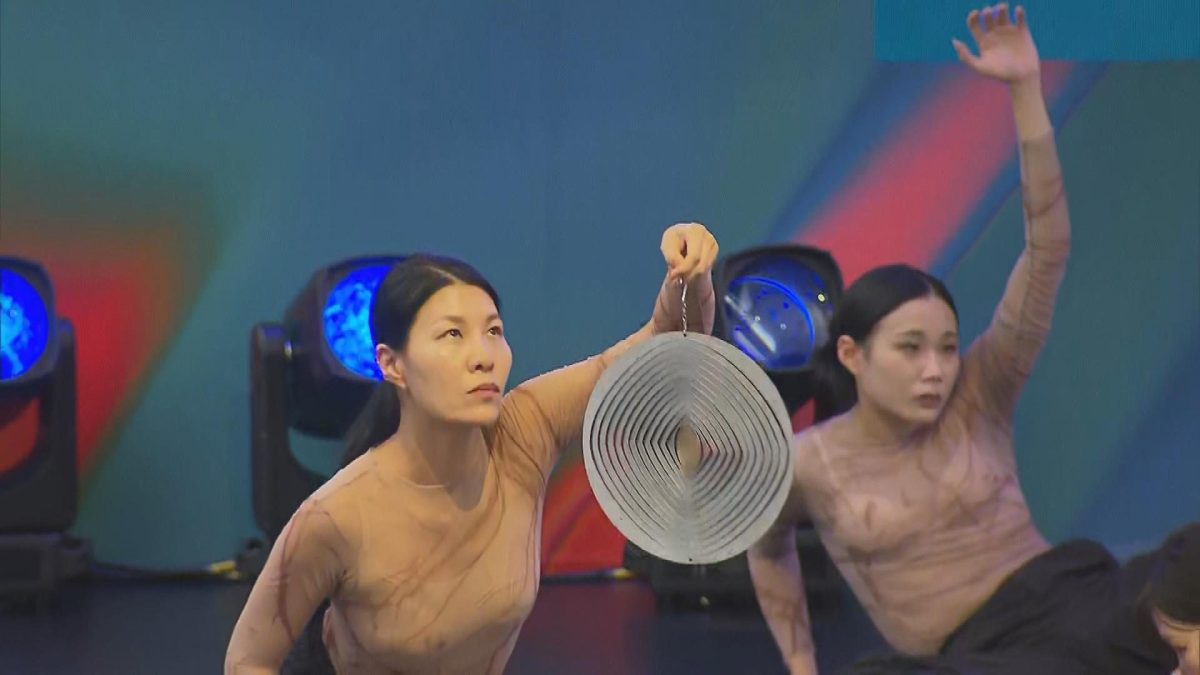 Picture_J.PERFORM-1900_001.jpg