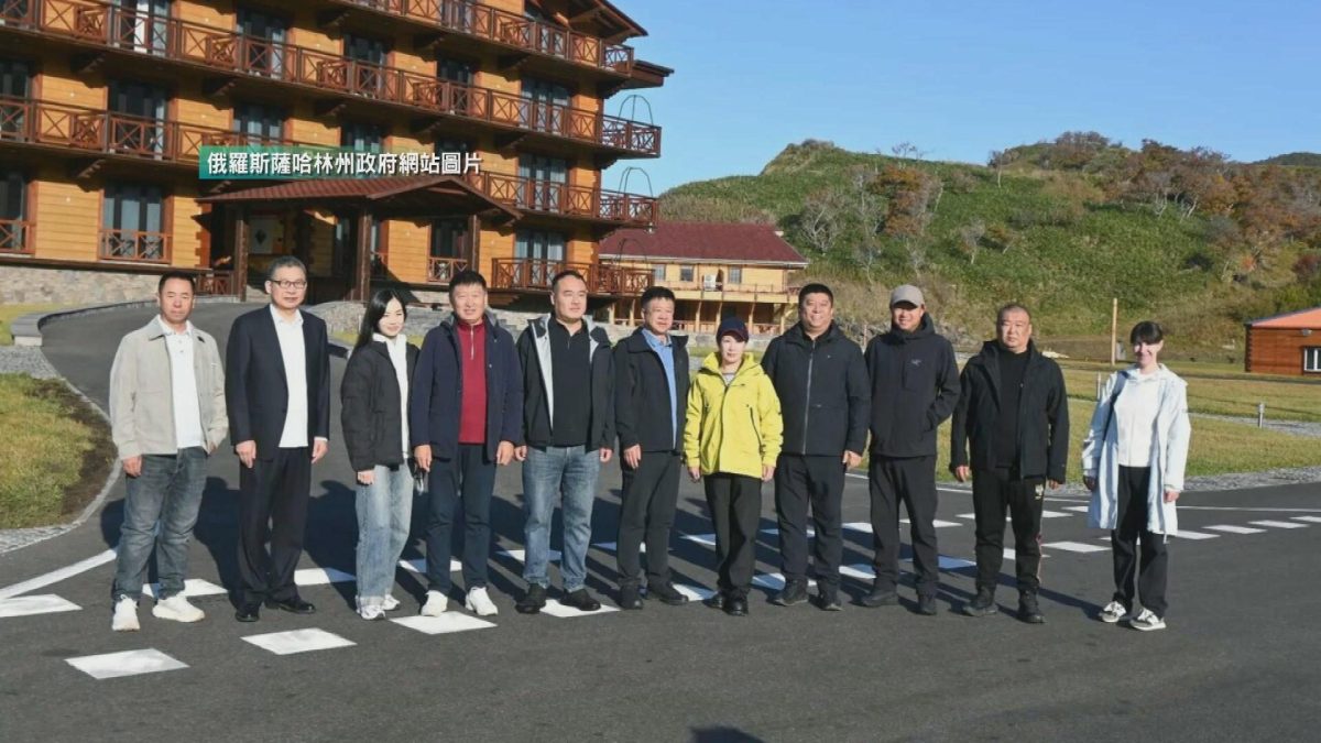 Picture_J.CN.ISLAND-2300_001.jpg