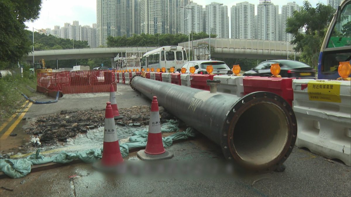 Picture_J.NM.BURST HOLD._004.jpg