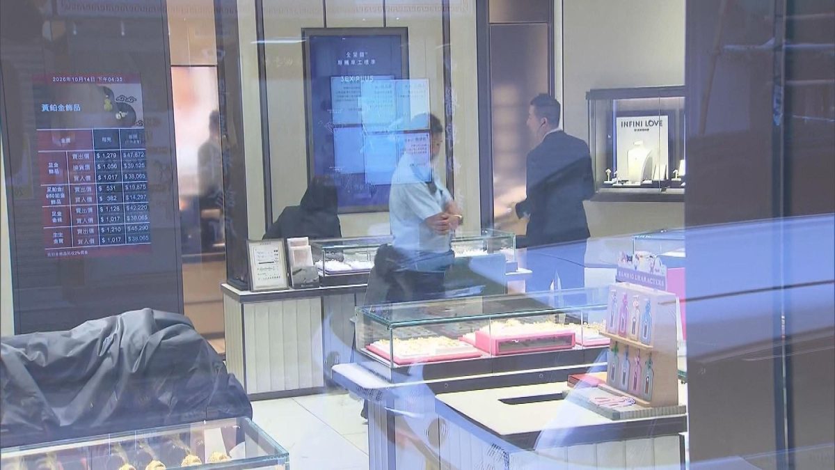 Picture_J.ROBBERY-1630.jpg