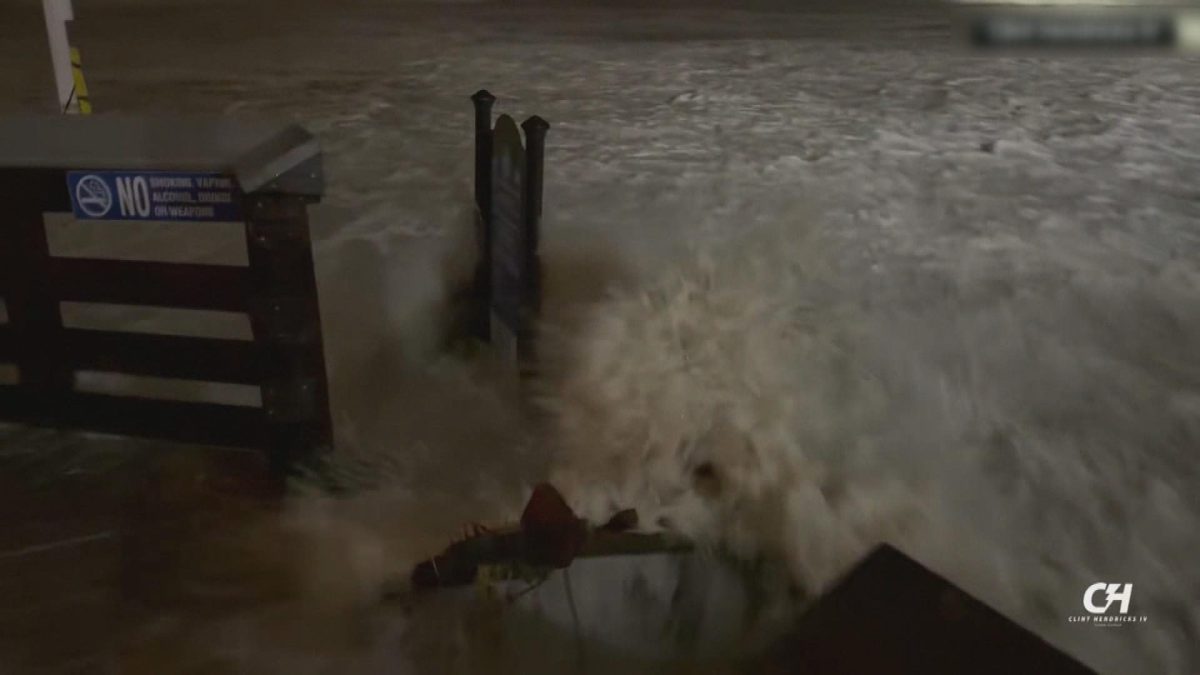 Picture_J.CNN.US.HURRICANE 1830 TILL NOV 8 2359_004.jpg