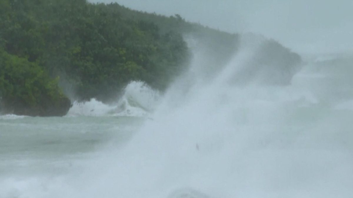 Picture_J.JP.TYPHOON-2300.jpg