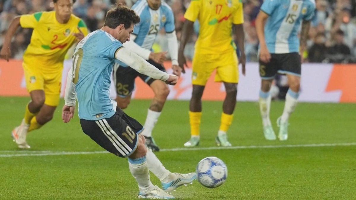 Picture_JS.ARG.MESSI-1900_002.jpg