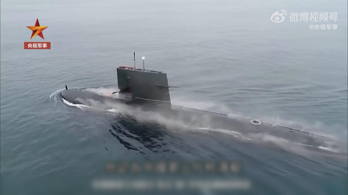 Picture_J.CN.SUBMARINE 2000_002.jpg