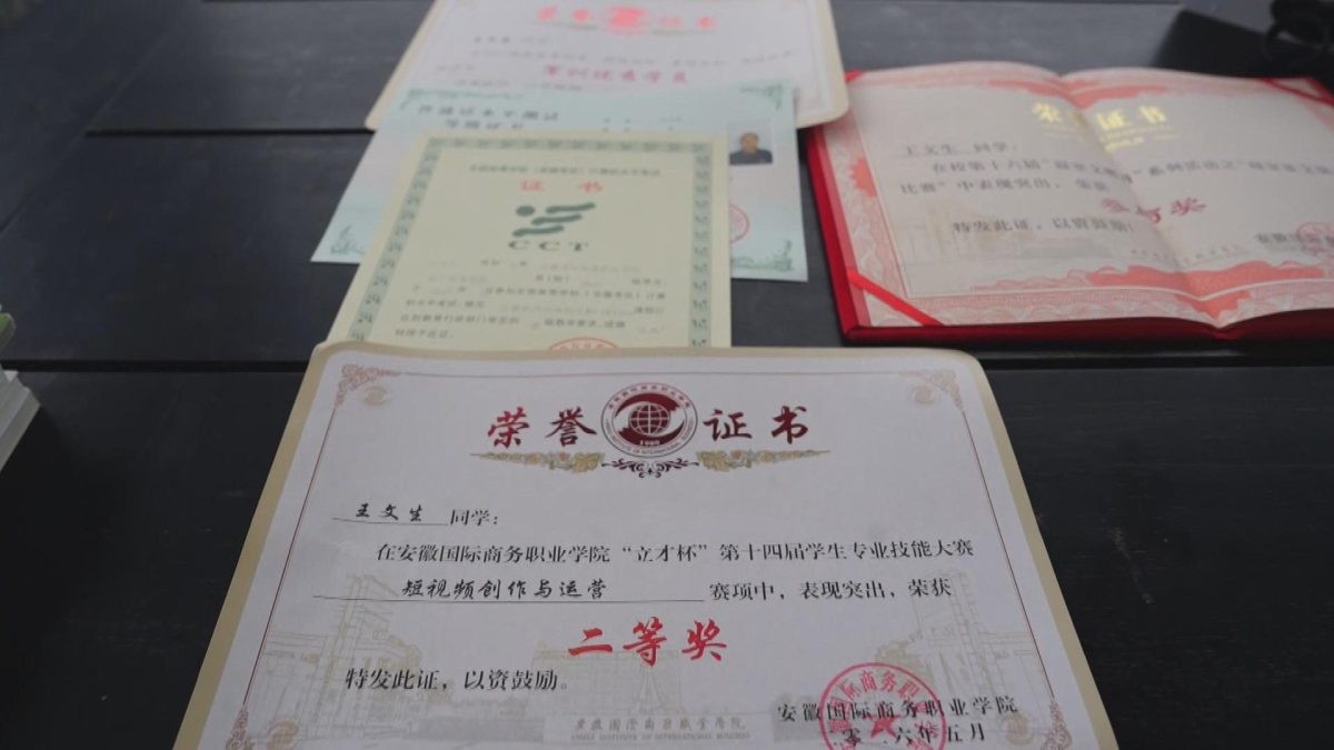 Picture_J.AN.OLDMAN.1004-1020.jpg