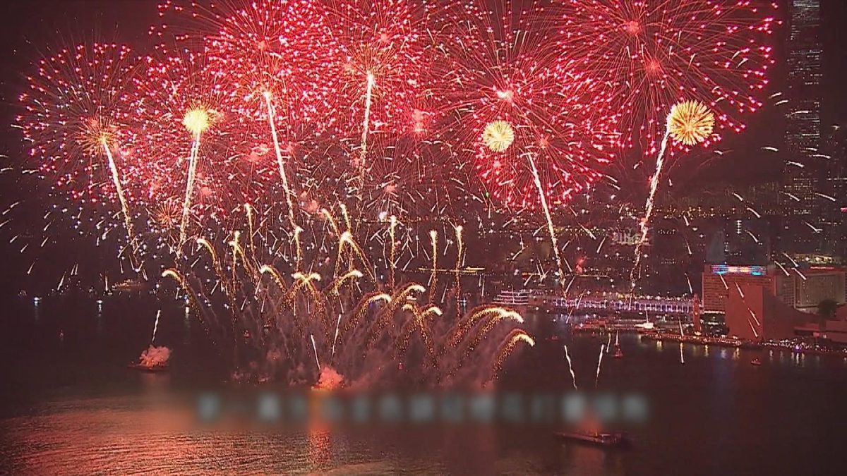 Picture_J.FIREWORK 2300_003.jpg