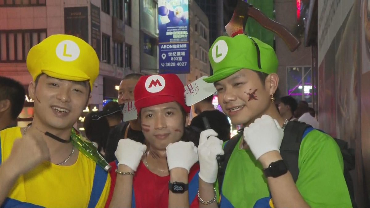 Picture_J.HALLOWEEN.LKF 2300._005.jpg