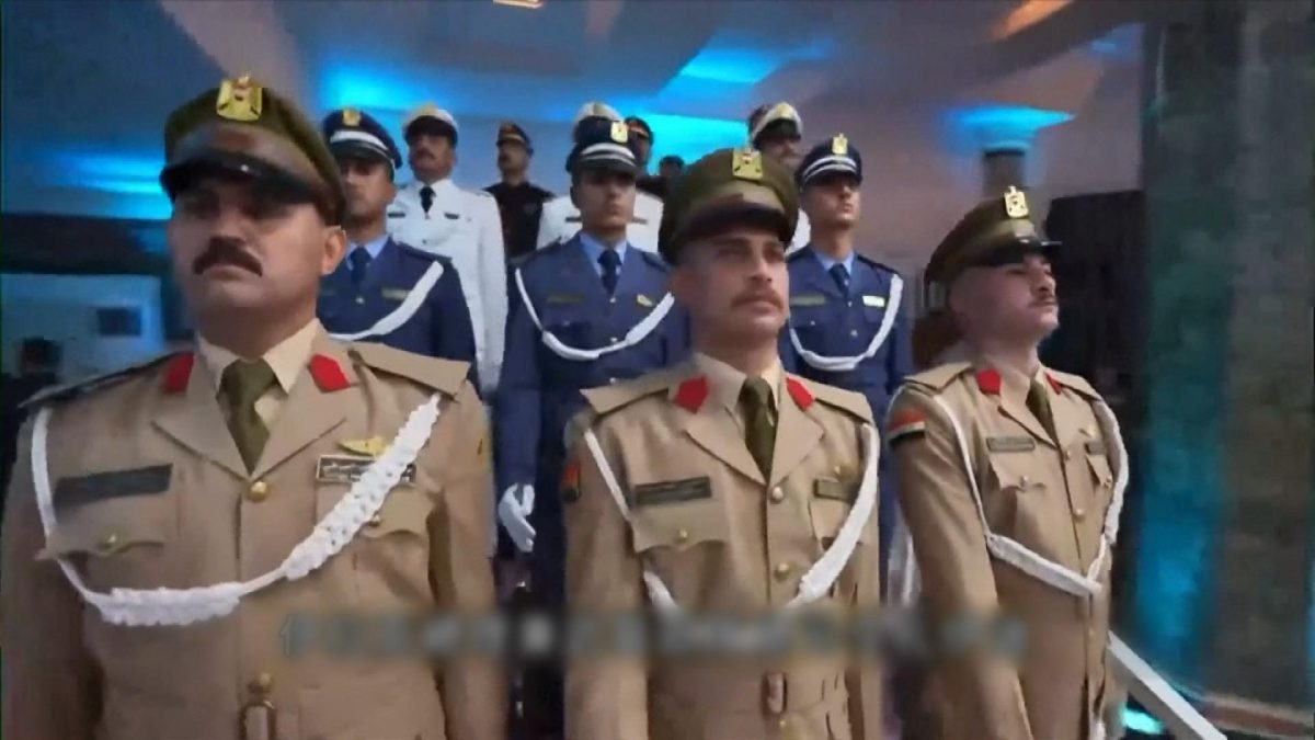 Picture_J.IRAQ.WITHDRAW 0500 LONG_002.jpg