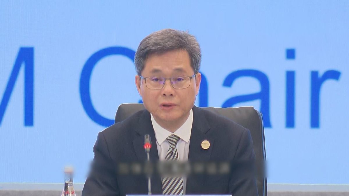 Picture_J.APEC.SPEECH 1730_002.jpg