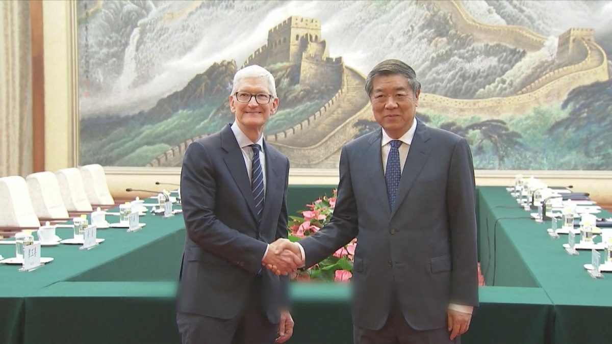Picture_J.CN.HE 0230.jpg