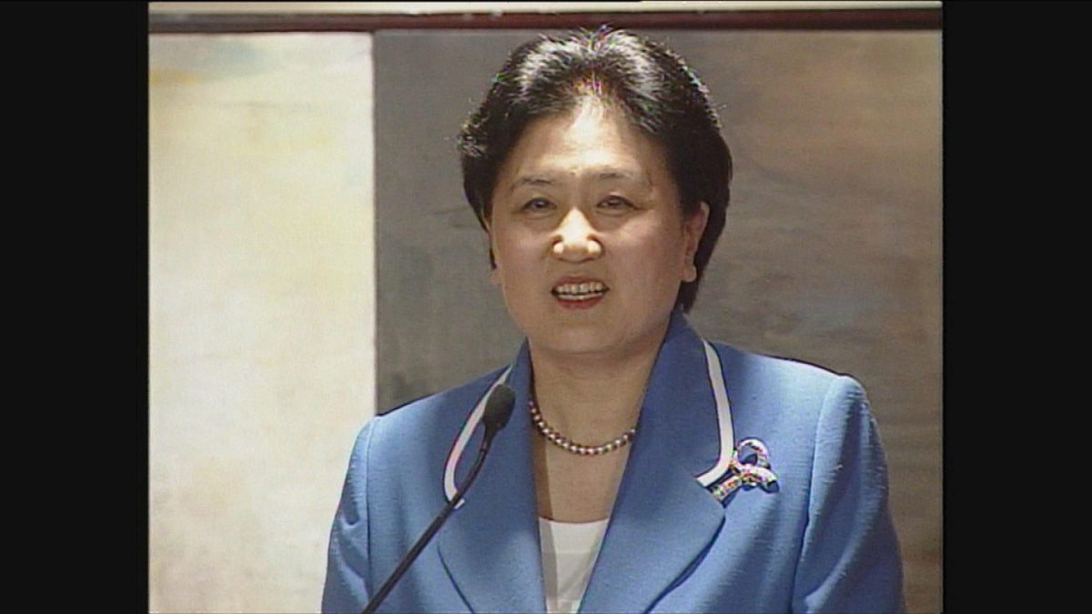 Picture_J.CN.LIU-2000_002.jpg