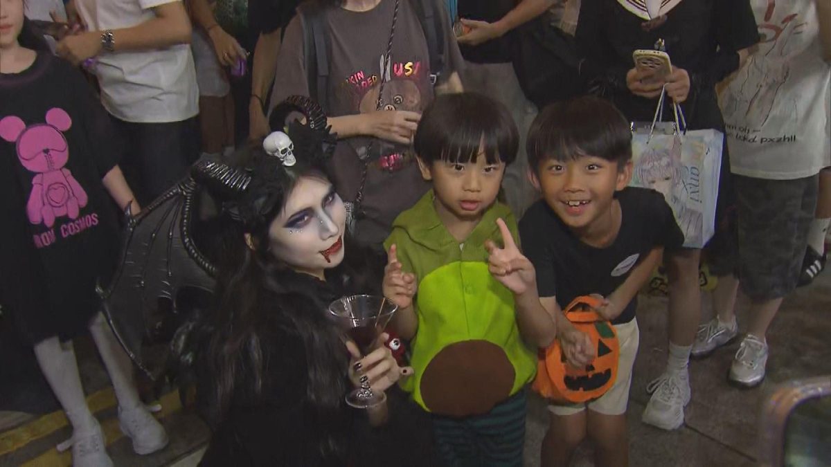Picture_J.HALLOWEEN.OTHERS 2300..jpg